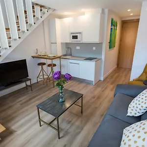 Casa De La Merced Apartment Málaga